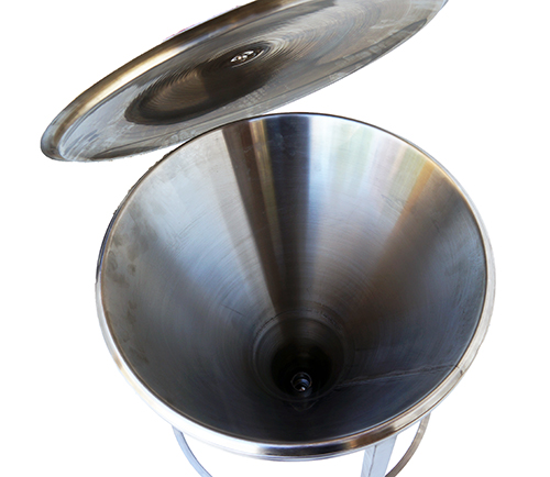 Intérieur cône de filtration inox avec filtre conique en papier et couvercle